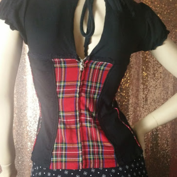 Sold! Sold! CORSET style V-neck Top - Picture 3 of 6
